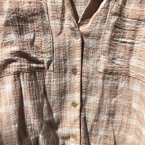 Show Me Your MuMu Jessica’s Button Down Cream Plaid Lightweight Pockets Size M - Picture 5 of 7